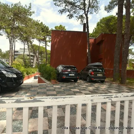 Flat In Riviera شقة *